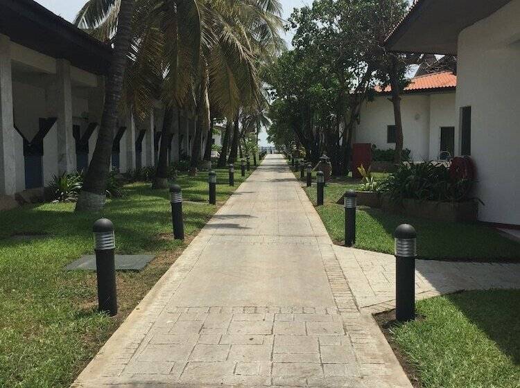 هتل La Palm Royal Beach