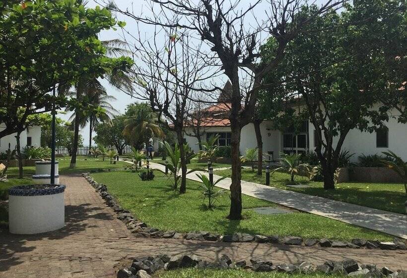 هتل La Palm Royal Beach