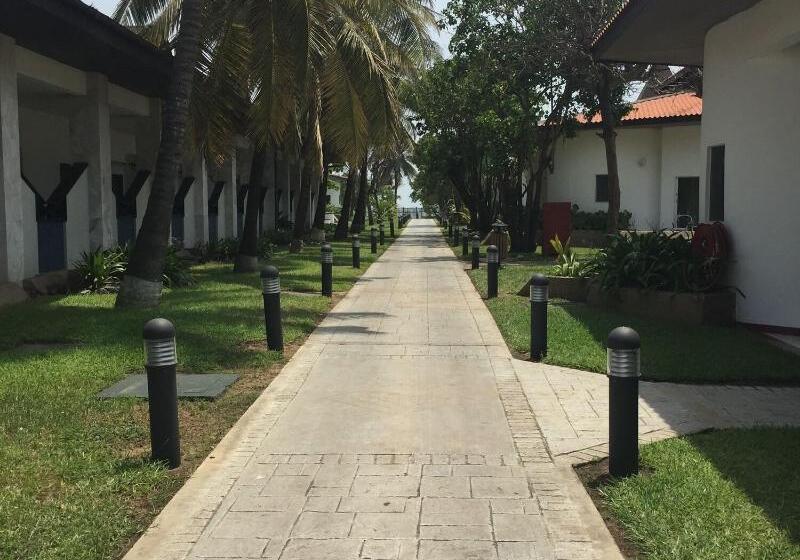 هتل La Palm Royal Beach