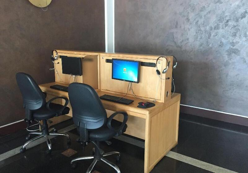 هتل La Palm Royal Beach