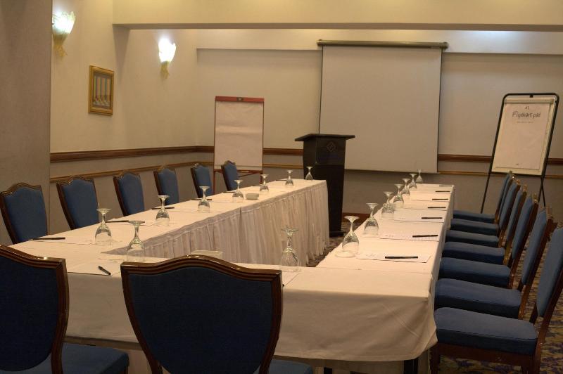 هتل La Palm Royal Beach