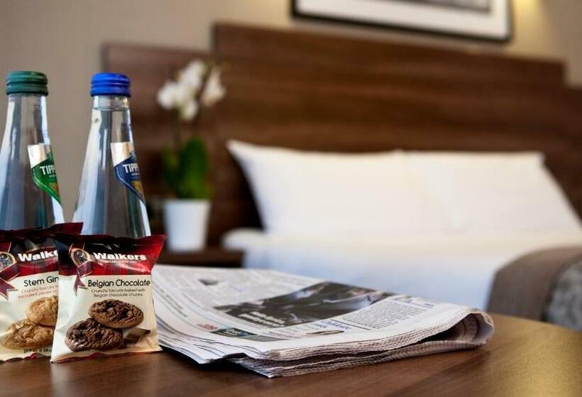 בית מלון כפרי Leonardo Dublin Parnell Street