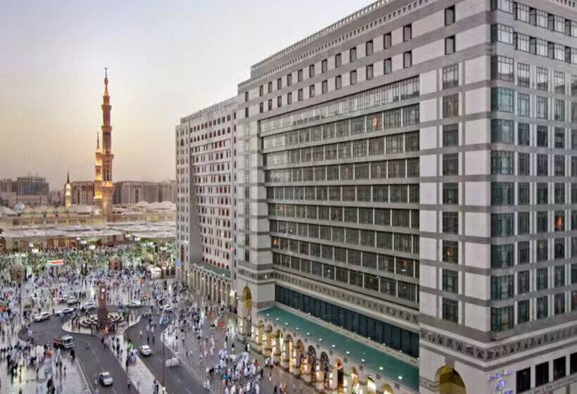 هتل Madinah Hilton
