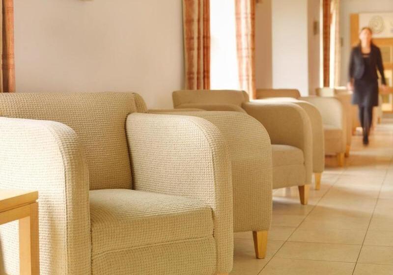 ホテル Newtown Park