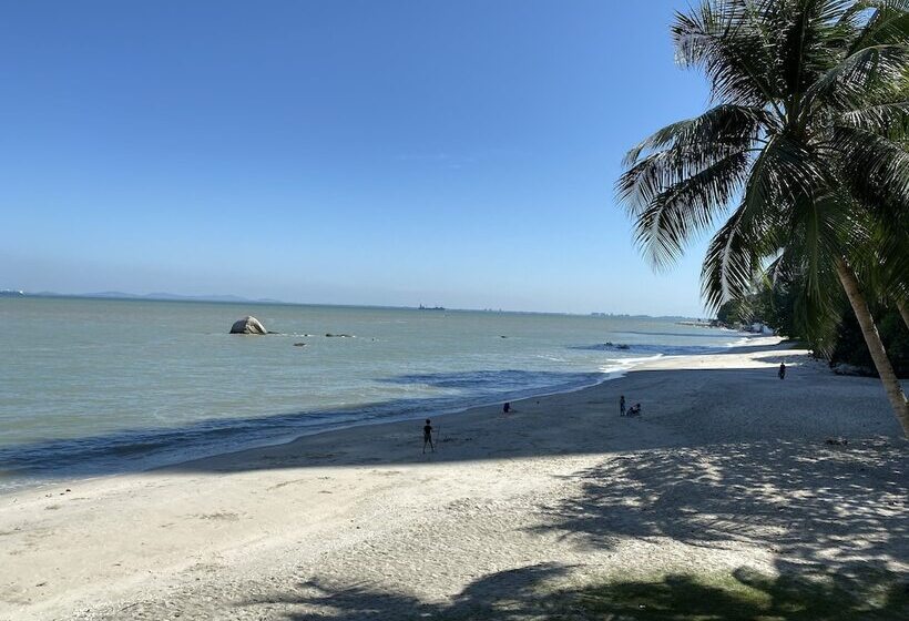 فندق Mercure Penang Beach