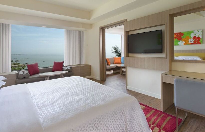 酒店 Mercure Penang Beach