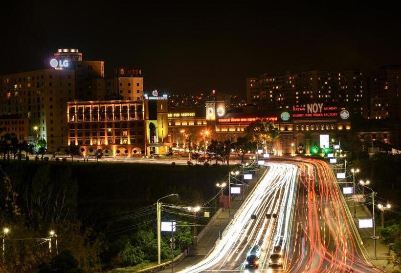 Metropol Hotel Yerevan