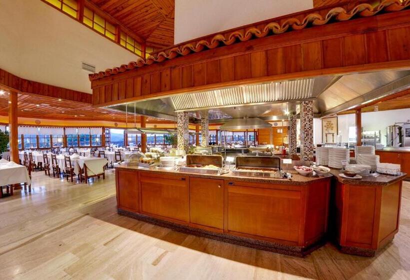 ホテル Montana Pine Resort   All Inclusive