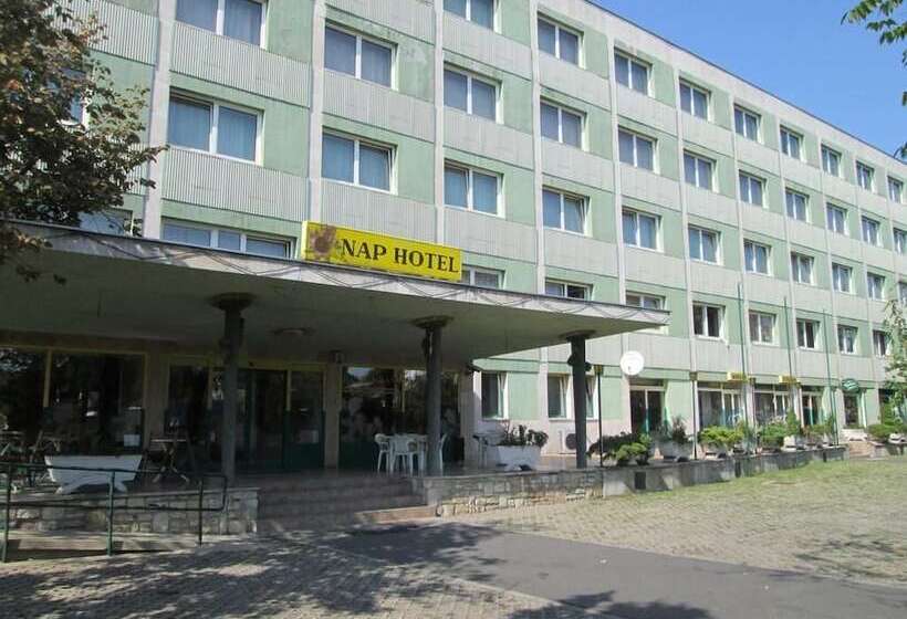 هتل Nap