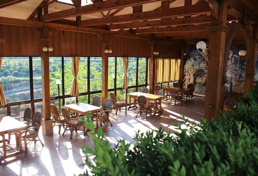 هتل Olympia Garden