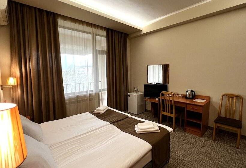 هتل Olympia Garden