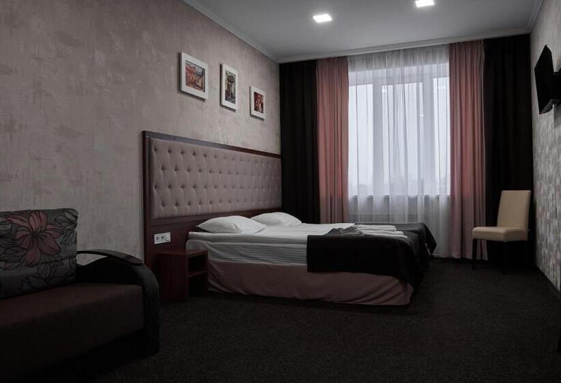 هتل Optima Collection Gallery Poltava