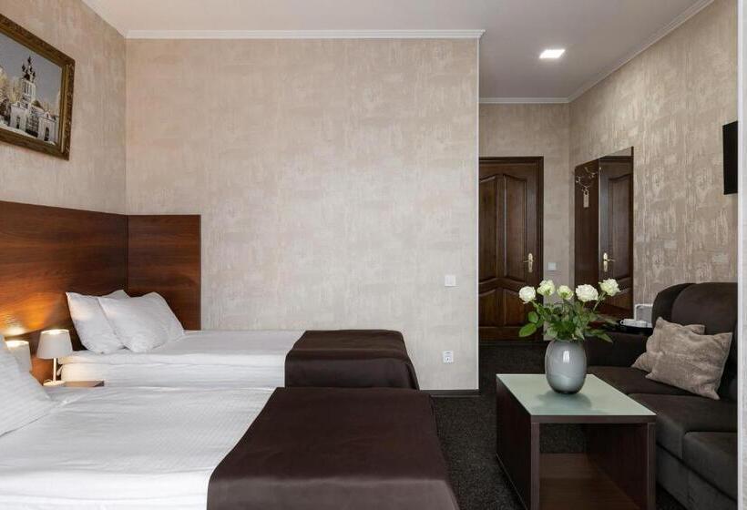 هتل Optima Collection Gallery Poltava