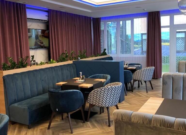 هتل Optima Collection Gallery Poltava