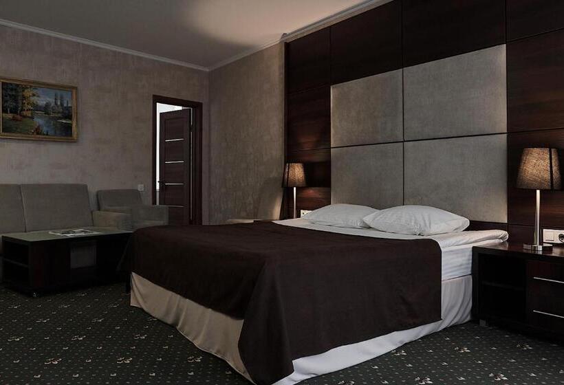 هتل Optima Collection Gallery Poltava