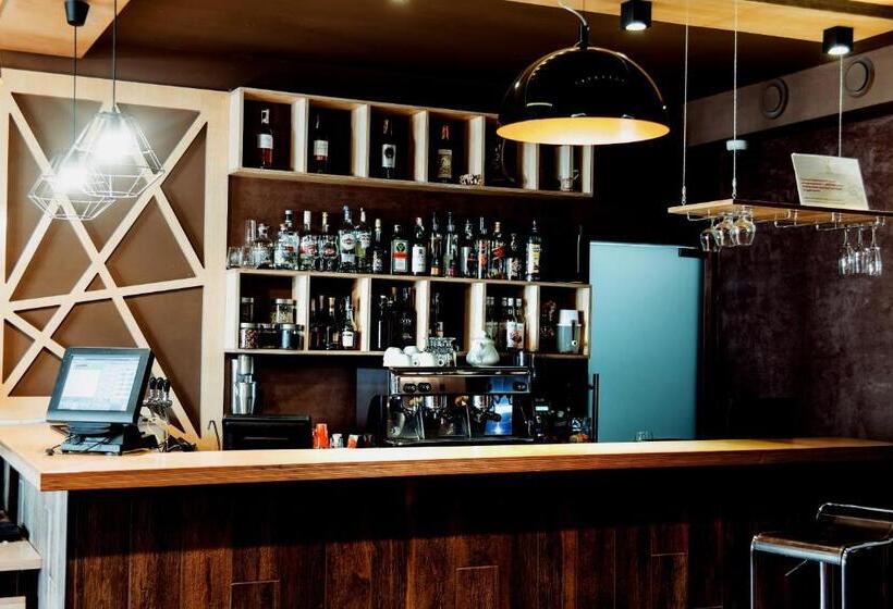 هتل Optima Collection Gallery Poltava