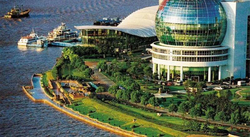 בית מלון כפרי Oriental Riverside Bund View