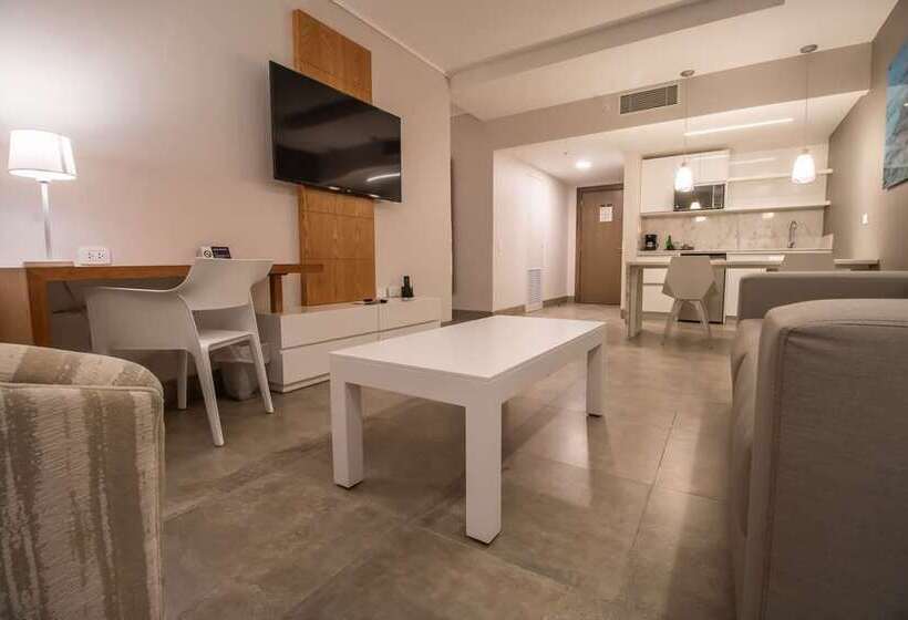 هتل Oro Verde Manta