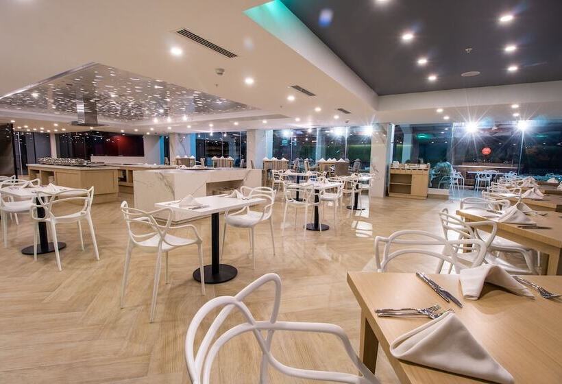 فندق Oro Verde Manta