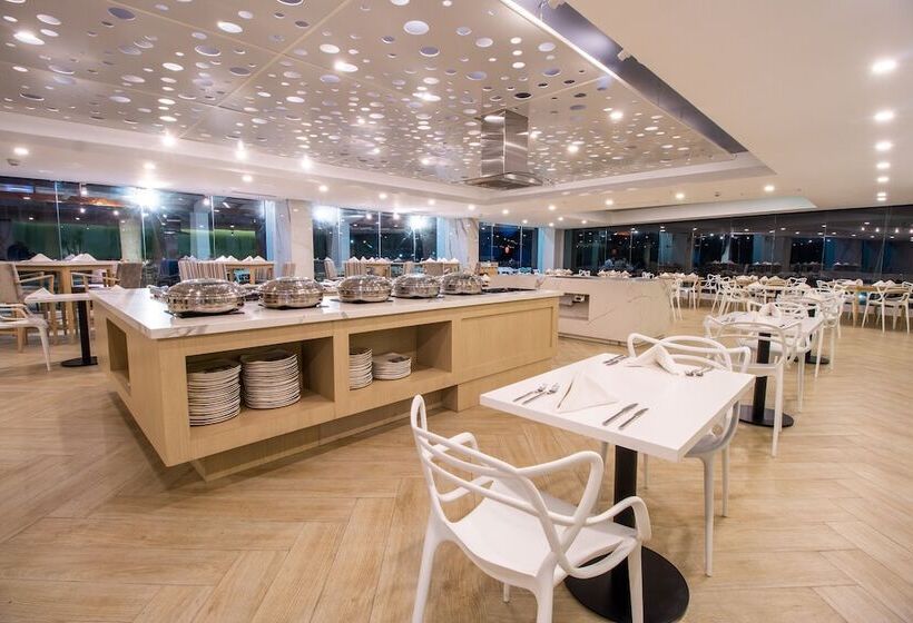 فندق Oro Verde Manta