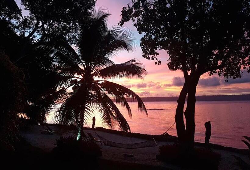 هتل Paradise Cove Resort