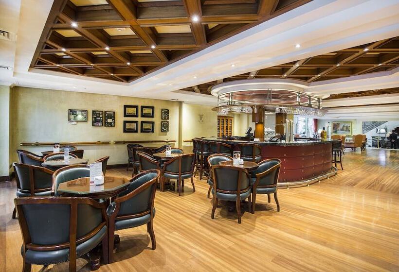 فندق Plaza El Bosque Ebro