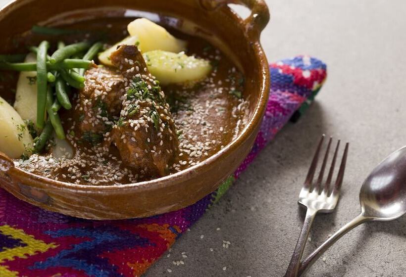 Porta Hotel Del Lago