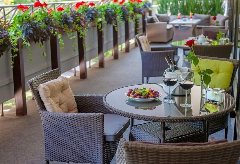 Premier Hotel Dnister