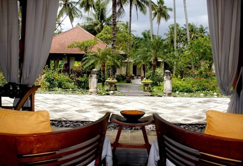 בית מלון כפרי Puri Bagus Candidasa
