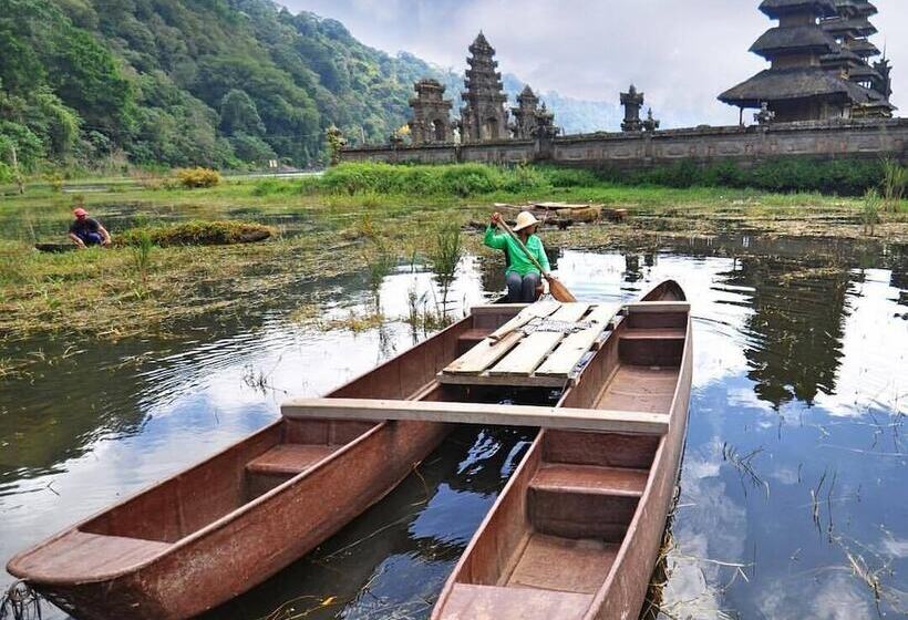 فندق Puri Lumbung Cottages Restaurant & Spa Munduk