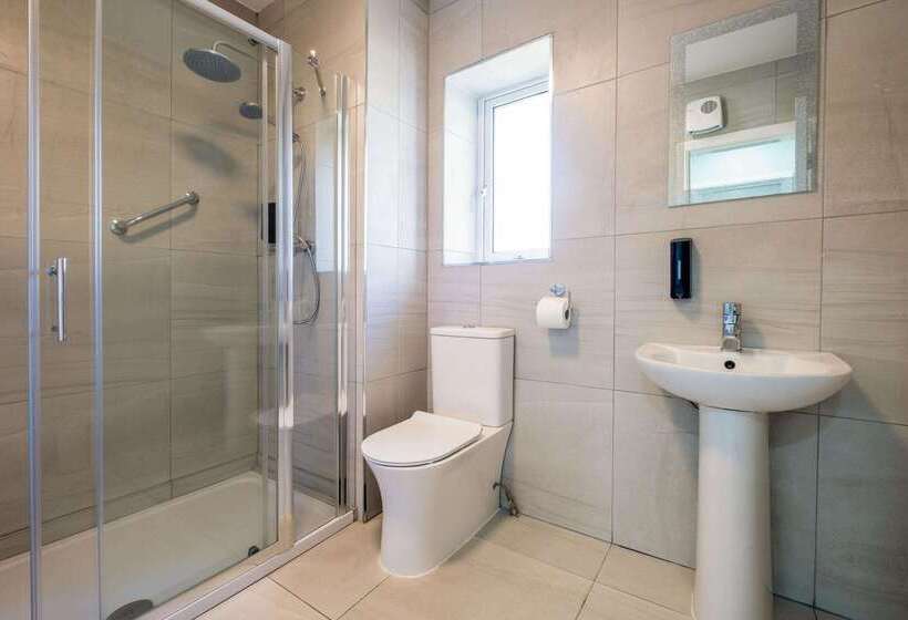 Quality Hotel And Leisure Centre Youghal