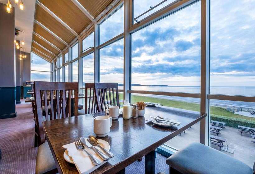 Quality Hotel And Leisure Centre Youghal