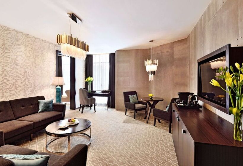 בית מלון כפרי Radisson Blu Atria Bengaluru