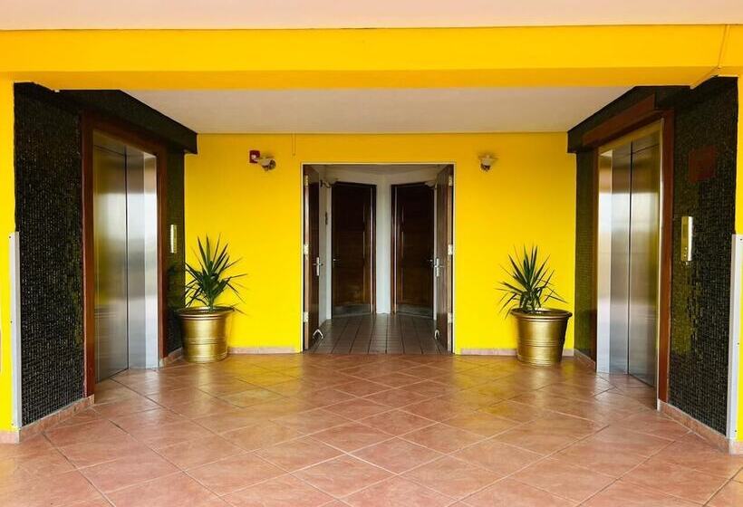 فندق Ramada By Wyndham Princess Belize City