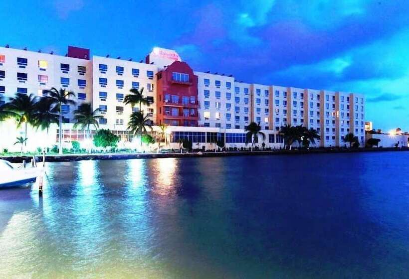 فندق Ramada By Wyndham Princess Belize City
