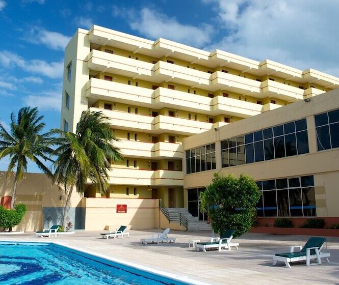 فندق Ramada By Wyndham Princess Belize City