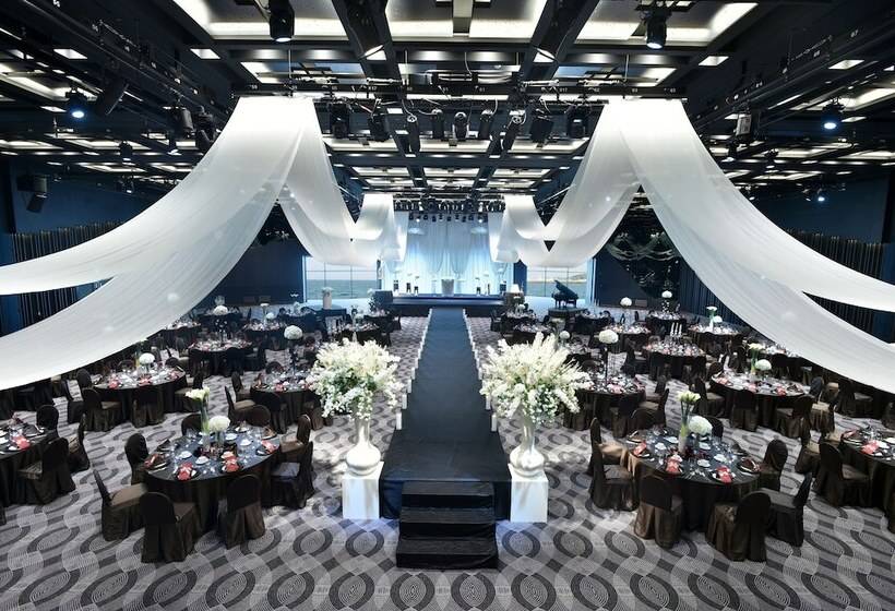 호텔 Ramada Plaza By Wyndham Jeju Ocean Front