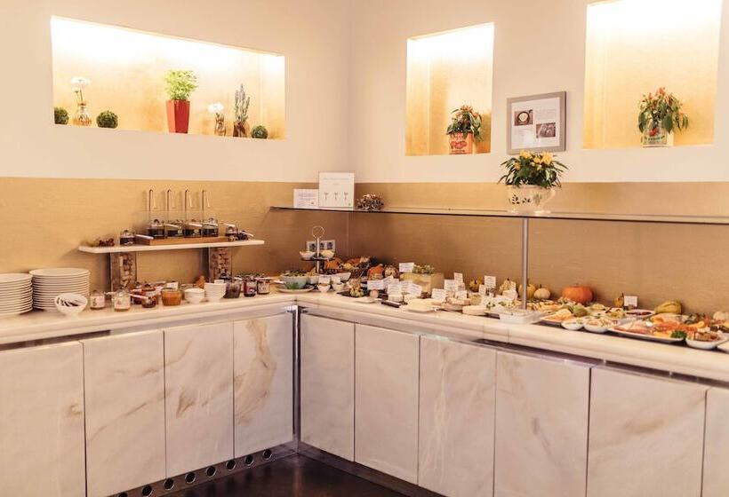 ホテル Rathaus  Wein & Design