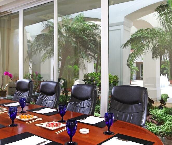 Отель Real Intercontinental San Salvador, An Ihg