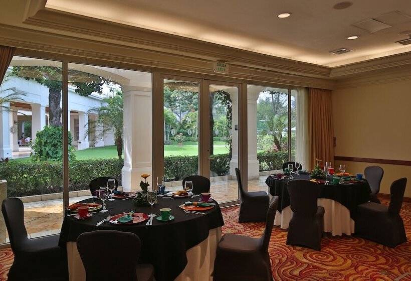 Отель Real Intercontinental San Salvador, An Ihg