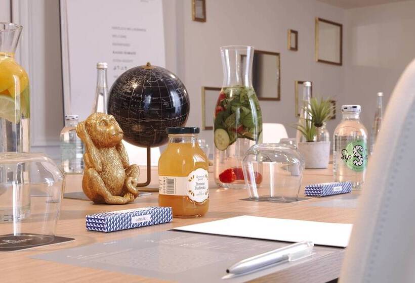 ホテル Renaissance Paris Vendome