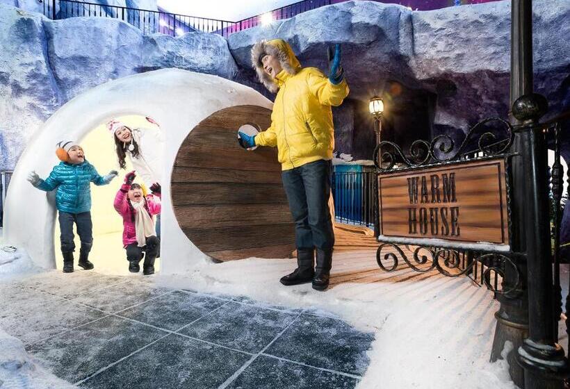 فندق Resorts World Genting  First World