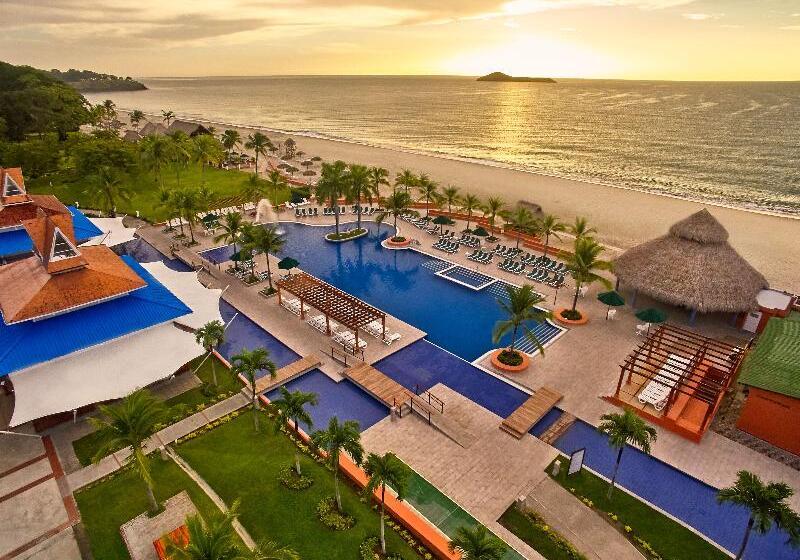 Grand Decameron Panama, A Trademark All Inclusive Resort