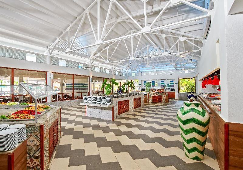 Grand Decameron Panama, A Trademark All Inclusive Resort