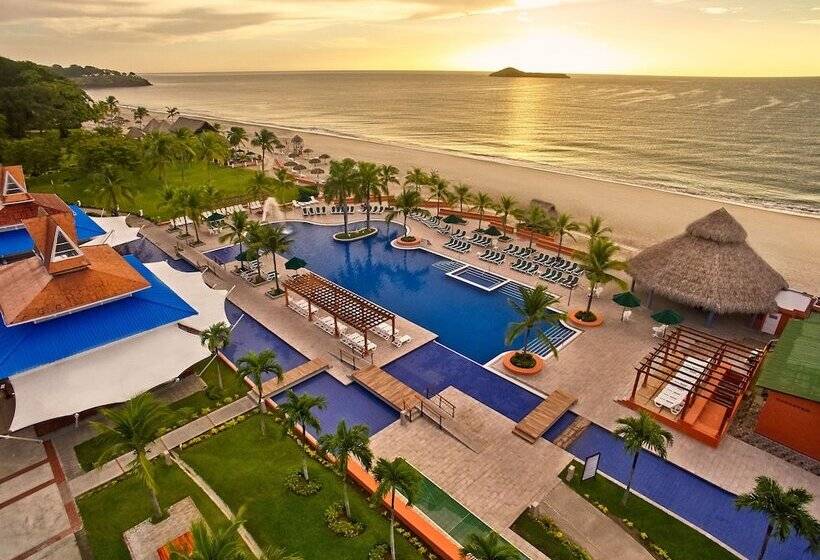 Grand Decameron Panama, A Trademark All Inclusive Resort