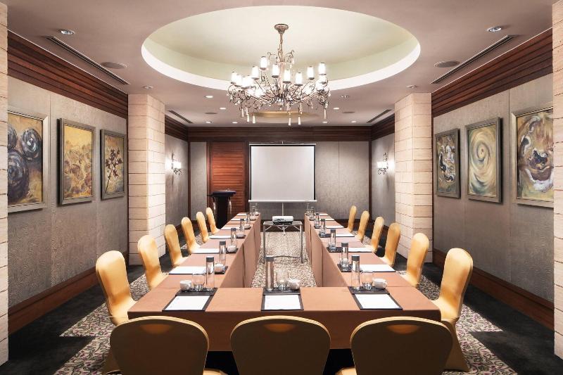 فندق Sanya Marriott Yalong Bay Resort & Spa