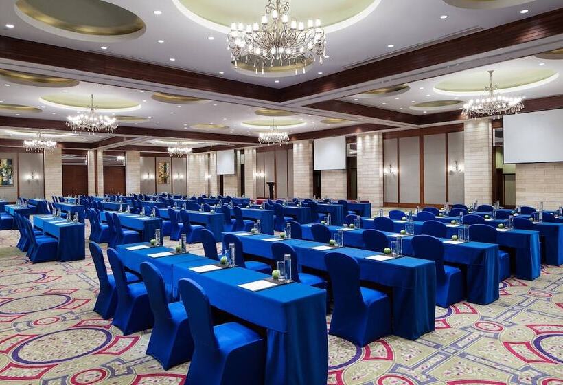 فندق Sanya Marriott Yalong Bay Resort & Spa