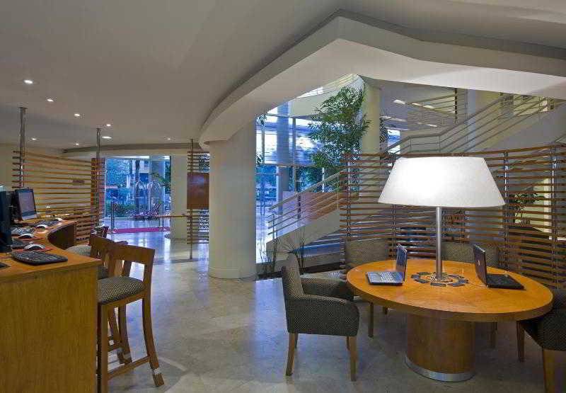 Отель Sheraton Asuncion