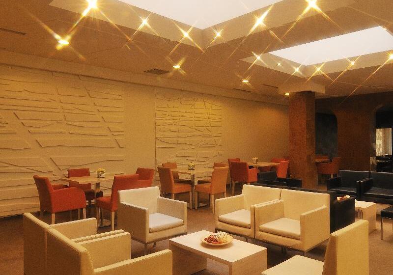 בית מלון כפרי Star City