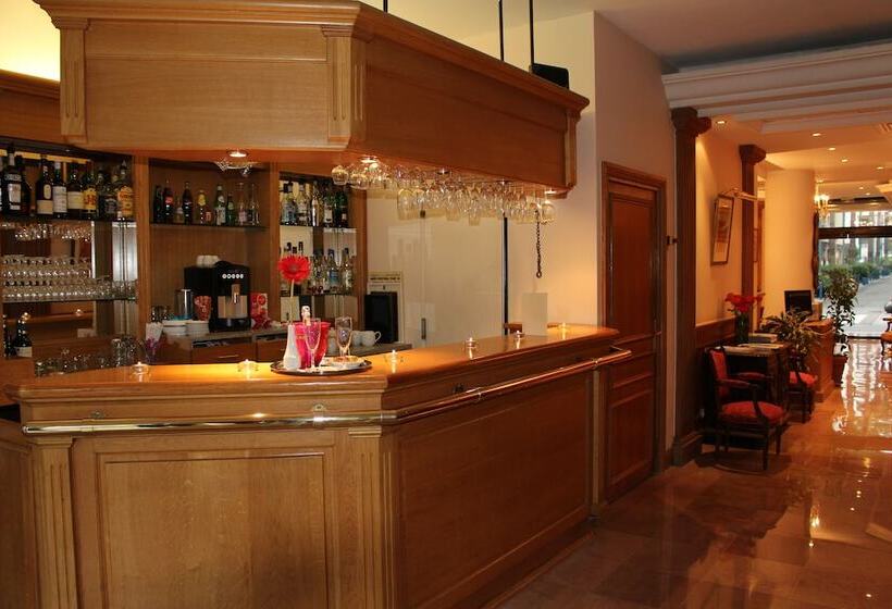 Отель Sun Riviera